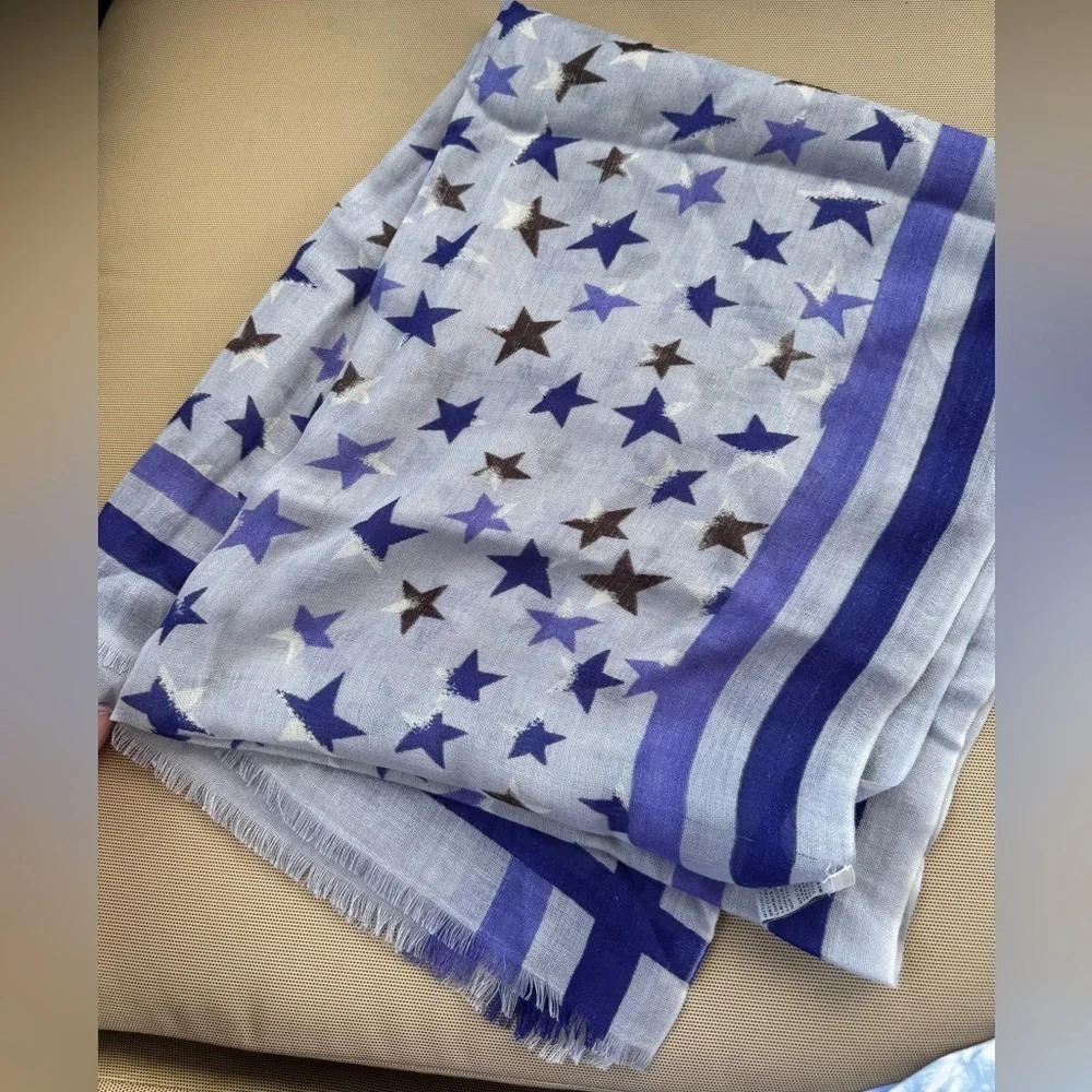 GERARD DAREL Star Patterned Gray and Blue Scarf 100% Wool